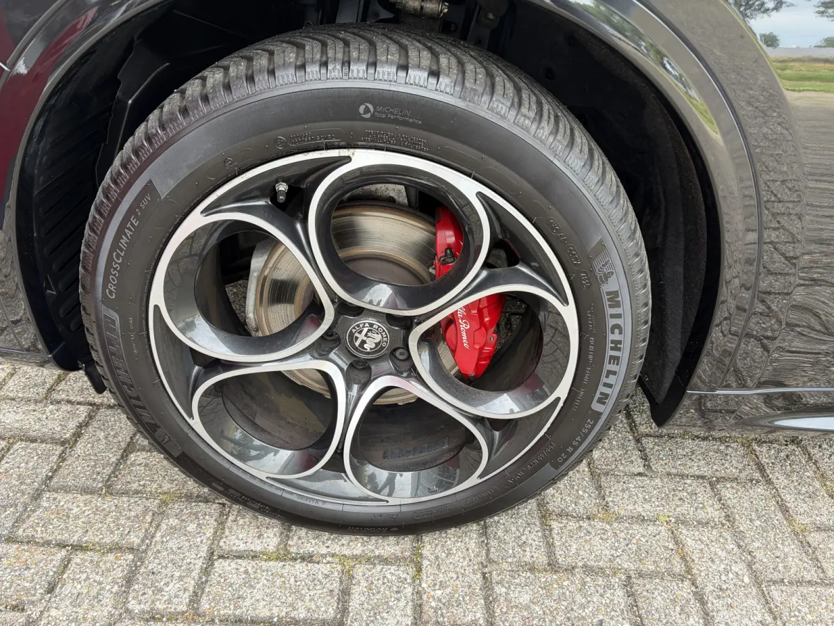2.0 T AWD Veloce | Harman-Kardon | Camera | trekhaak afneembaar