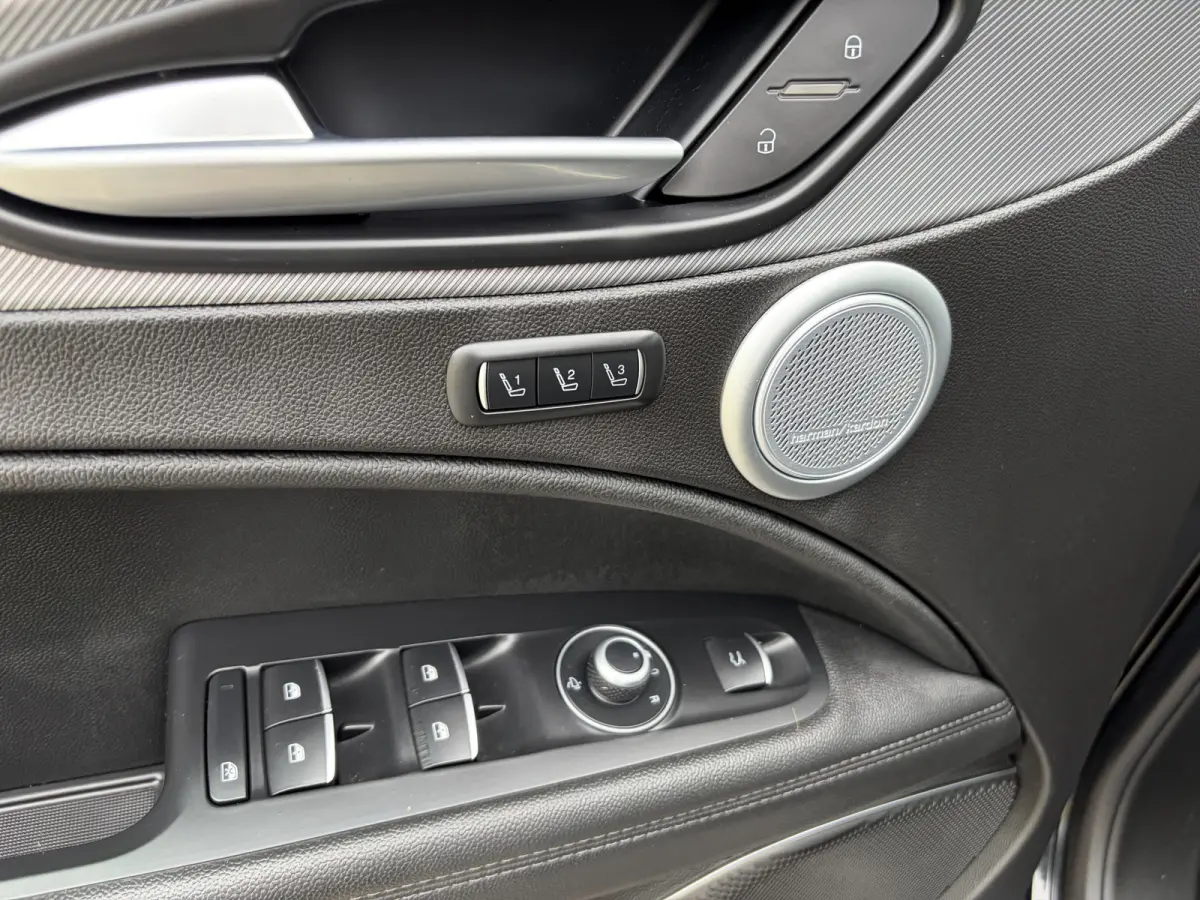 2.0 T AWD Veloce | Harman-Kardon | Camera | trekhaak afneembaar