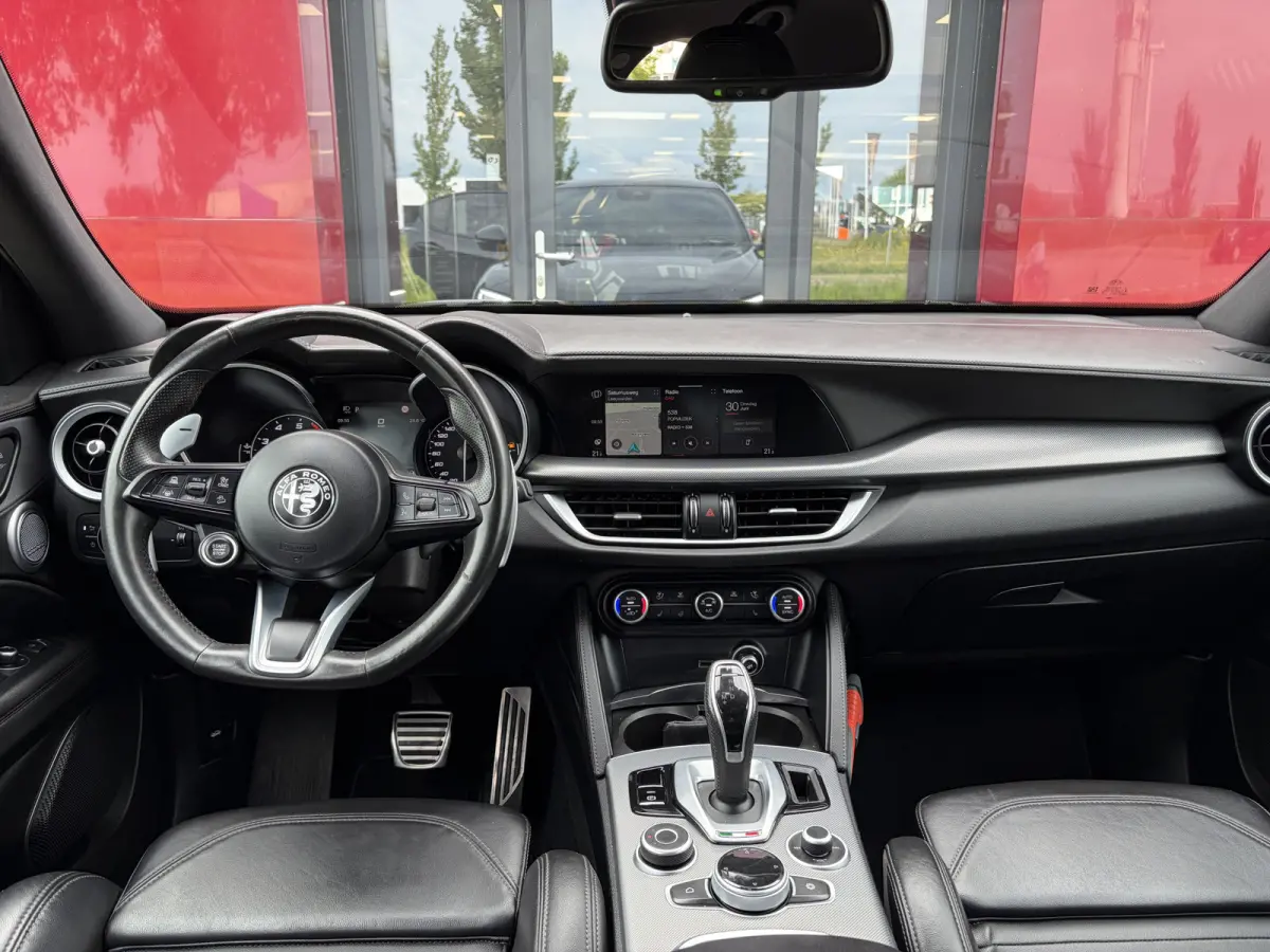 2.0 T AWD Veloce | Harman-Kardon | Camera | trekhaak afneembaar