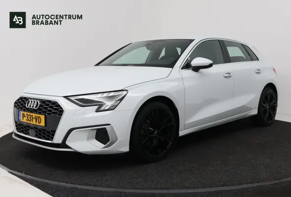 30 TFSI Business edition (NAVIGATIE, CRUISE CONTROL, PARKEERSENSOREN)