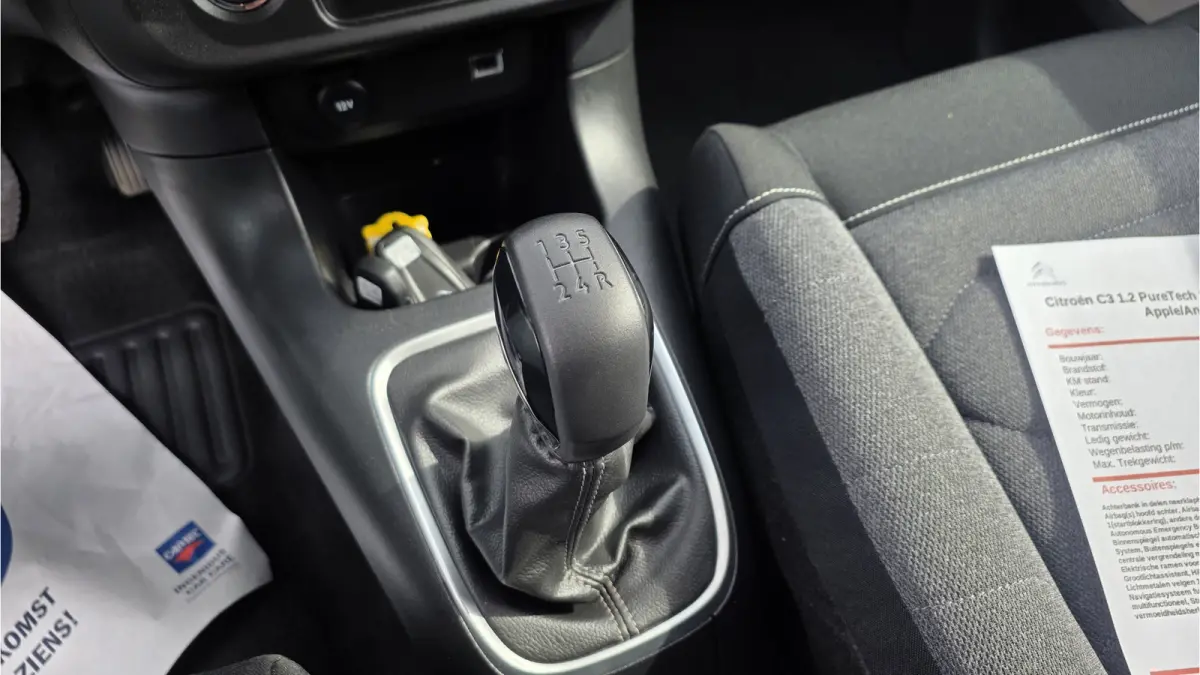 1.2 PureTech Shine | Camera | Navigatie | Apple/Android CarPlay