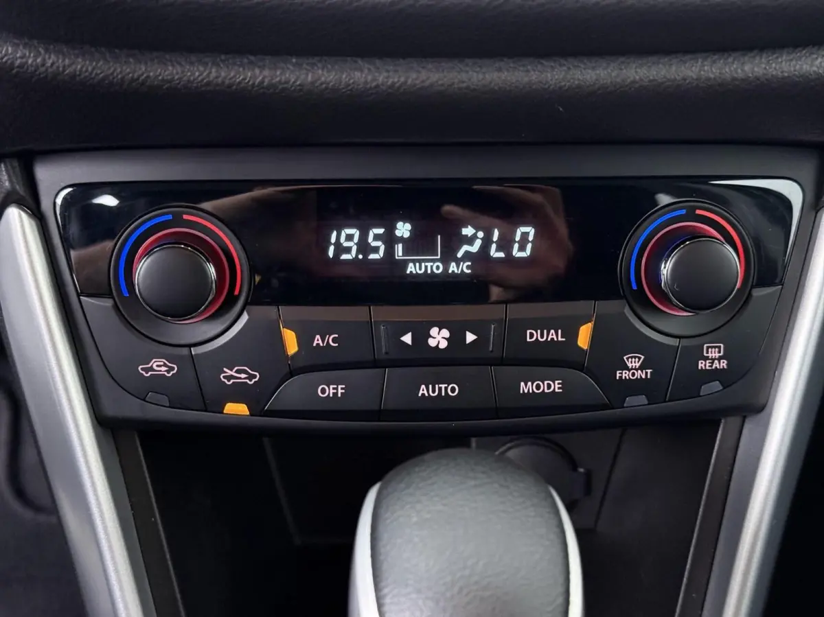 1.0 Boosterjet Select Automaat