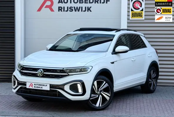 1.5 TSI 3x R-Line Pano/AppleCar/Keyless