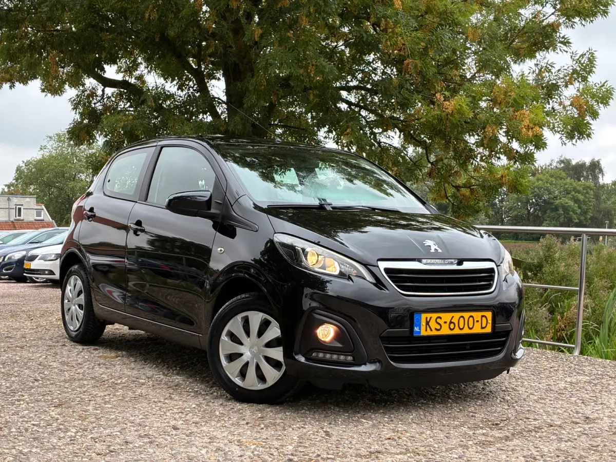 1.0 e-VTi Active |'' 109.000 KM '' + Airco + 5-Drs nu € 5.975,-!!!