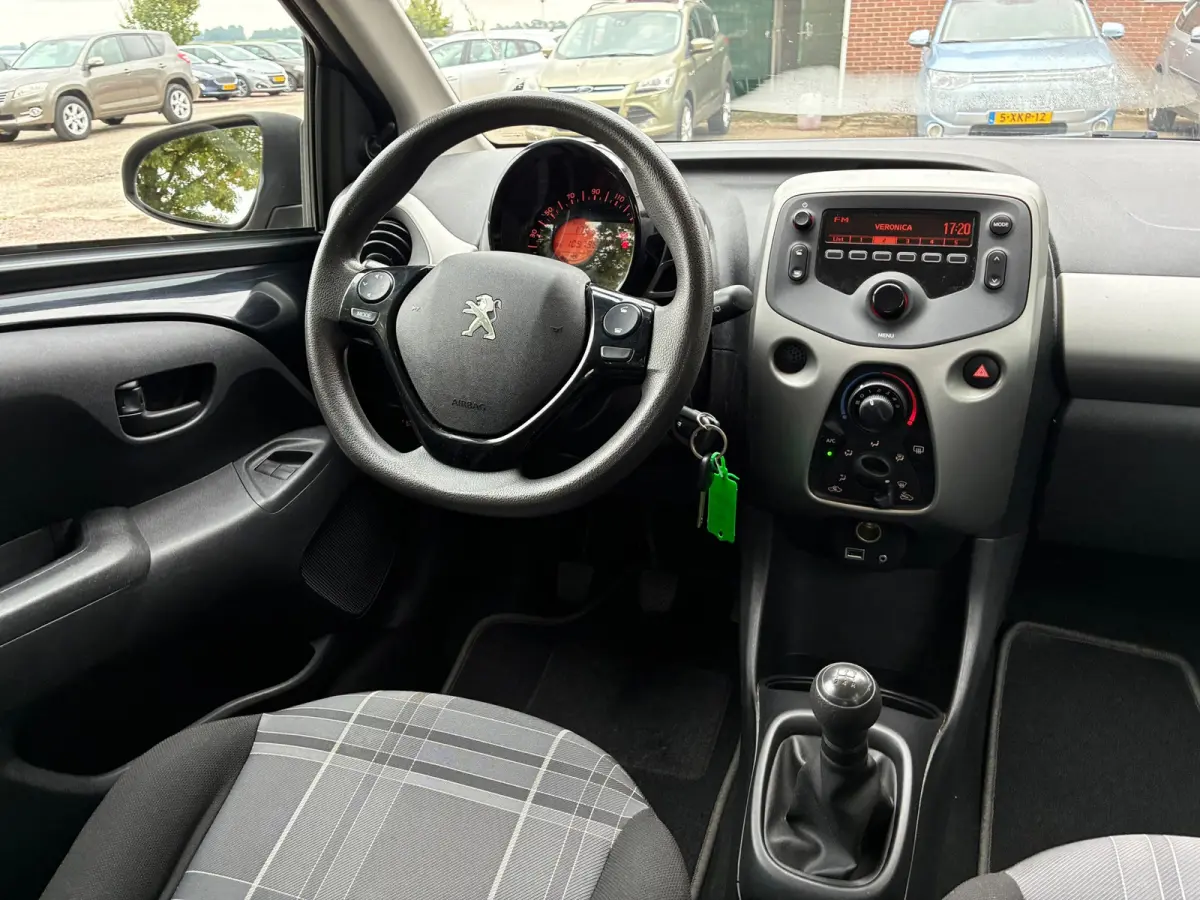 1.0 e-VTi Active |'' 109.000 KM '' + Airco + 5-Drs nu € 5.975,-!!!