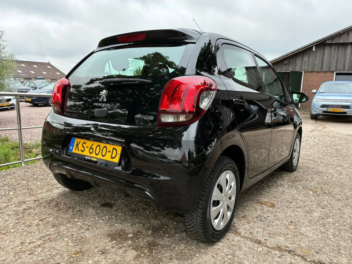 1.0 e-VTi Active |'' 109.000 KM '' + Airco + 5-Drs nu € 5.975,-!!!