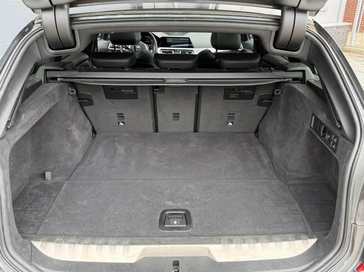 320e M-Sport|Camera|Pano|Trekhaak|19"