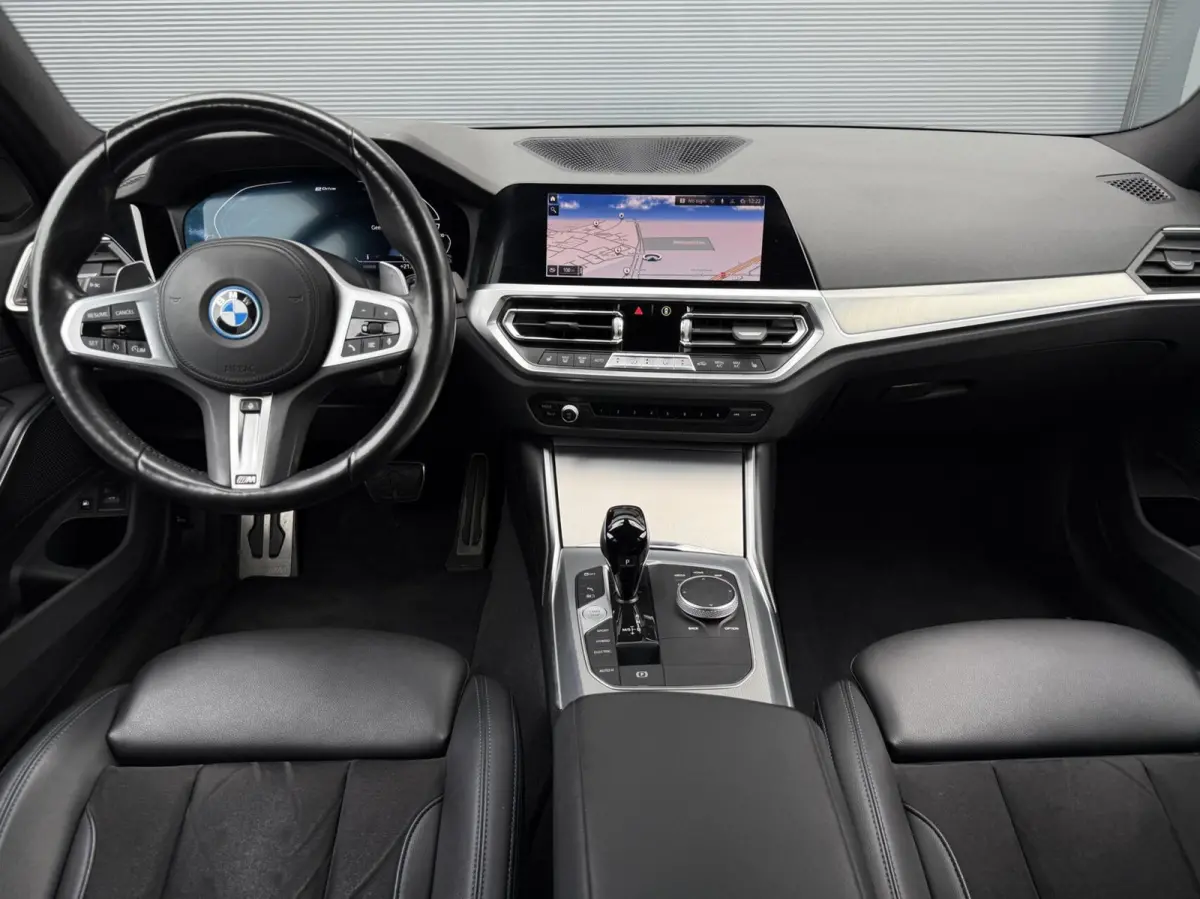 320e M-Sport|Camera|Pano|Trekhaak|19"