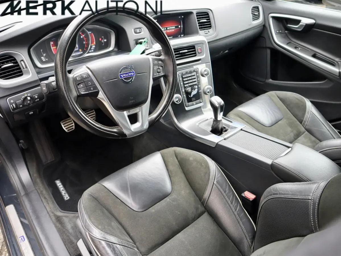 2.0 T3 R-Design