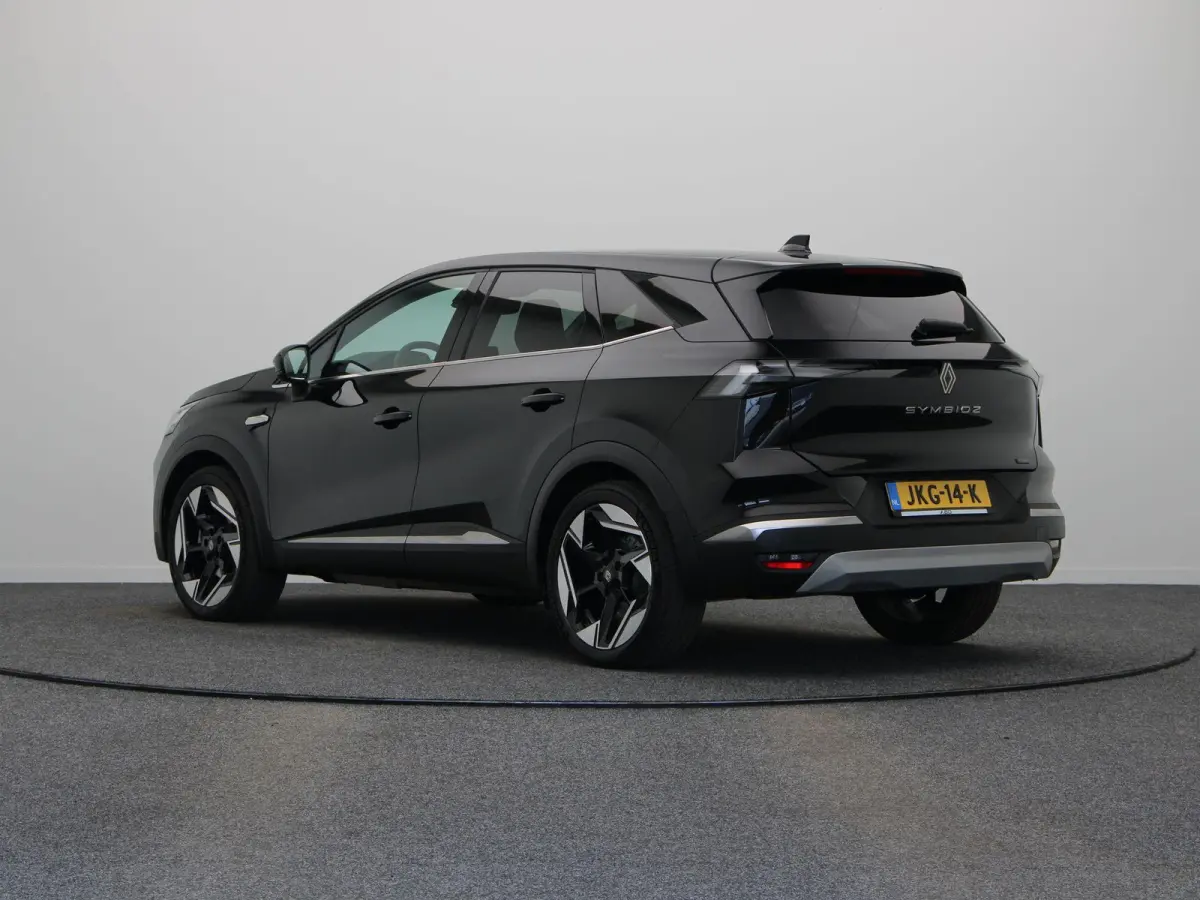 1.8 E-Tech full hybrid 160 iconic | Stoel-stuurwielverwarming | Elek. bedienbare stoelen | Voorruitverwarming | Adaptieve cruise control |