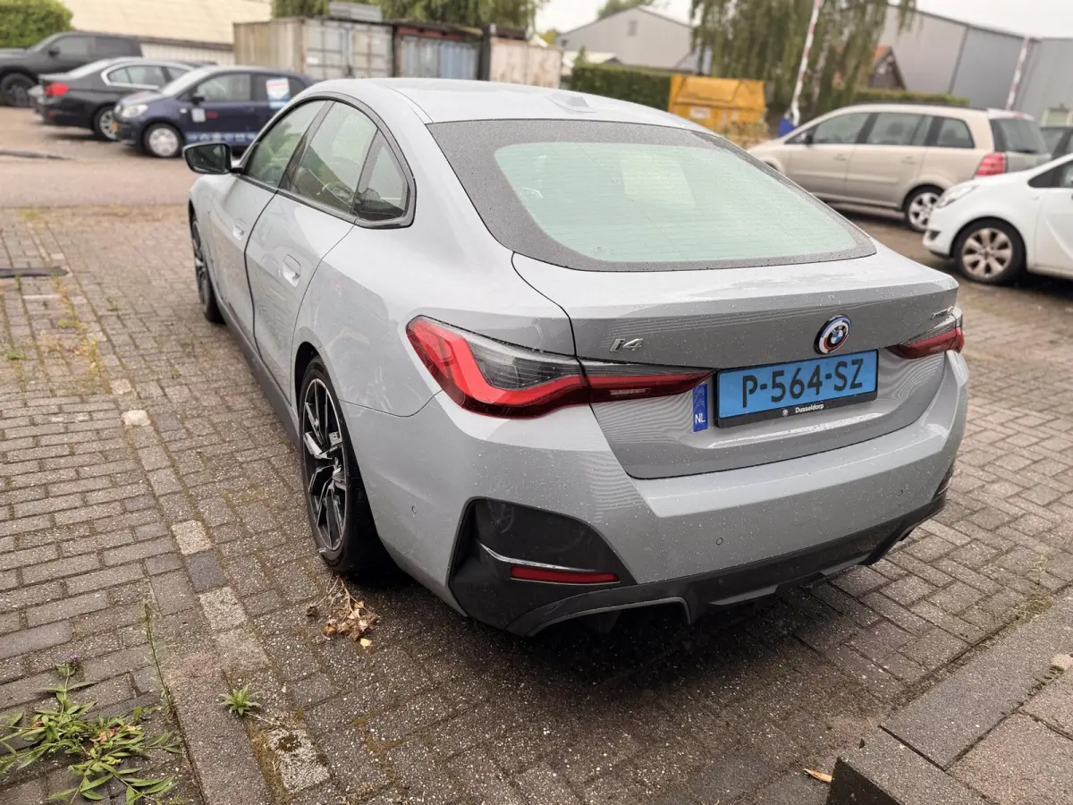 eDrive40 High Executive 84 kWh / ELEKTROMOTOR DEFECT /