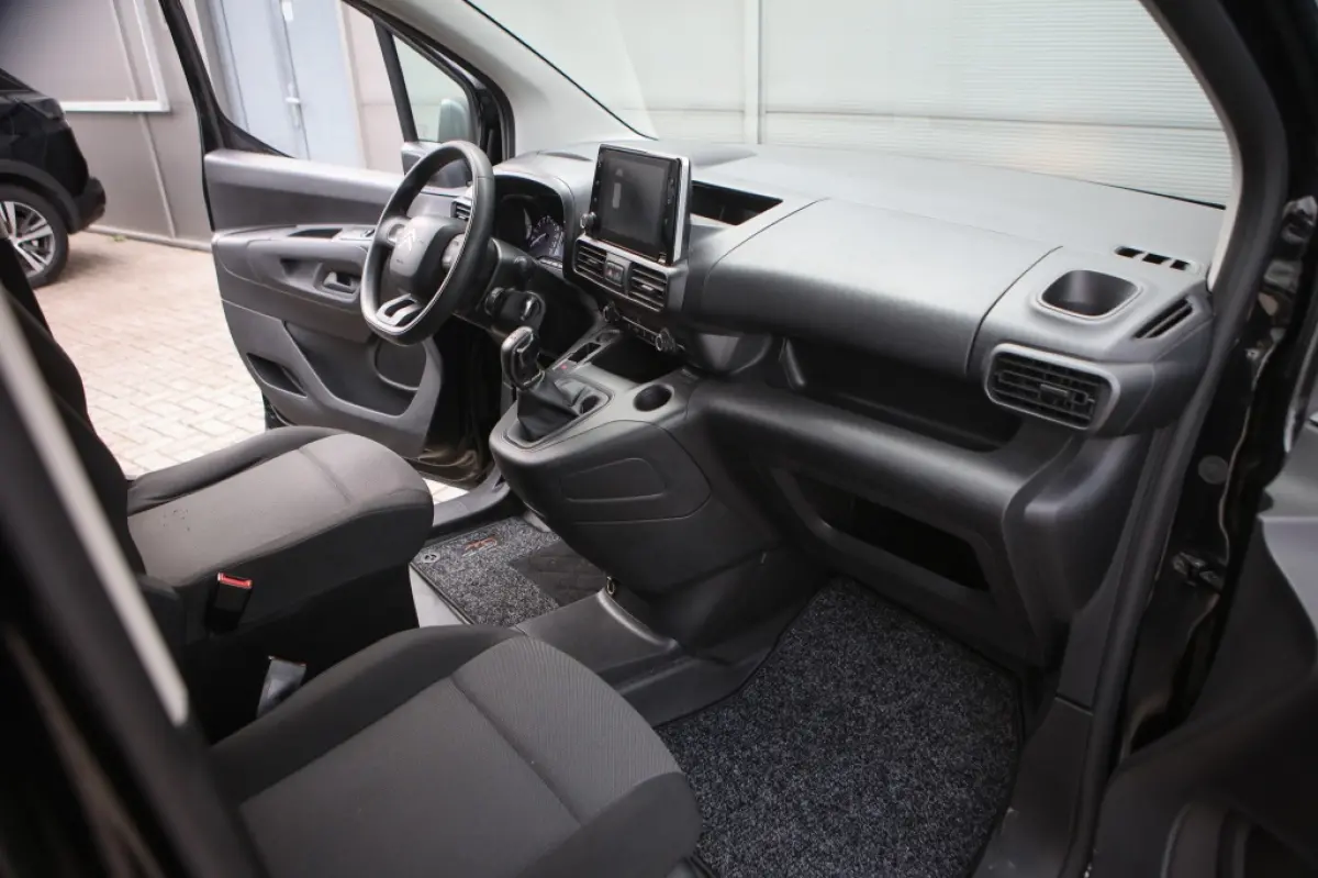 1.5 BlueHDI Club | Carplay | Cruise |