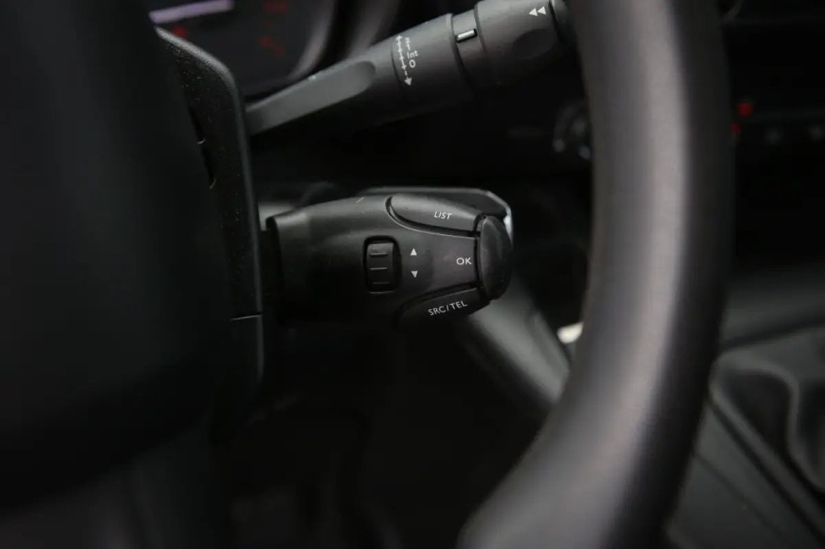 1.5 BlueHDI Club | Carplay | Cruise |
