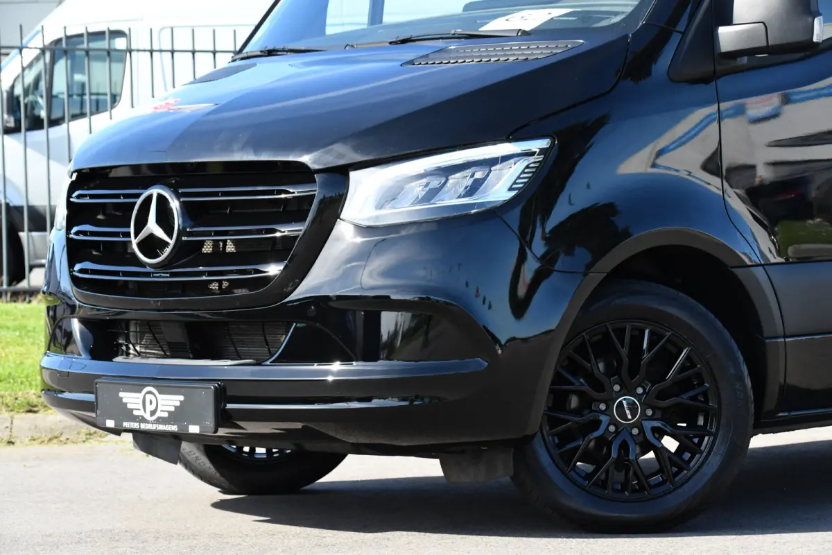 315 1.9 CDI L2H2 Black Edition Camera, Cruise, Carplay, LED, 150pk, Automaat, Multimedia, Uniek!