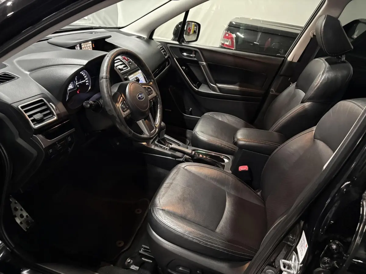 2.0 XT Sport Premium | Onderhoud | Pano | Leder