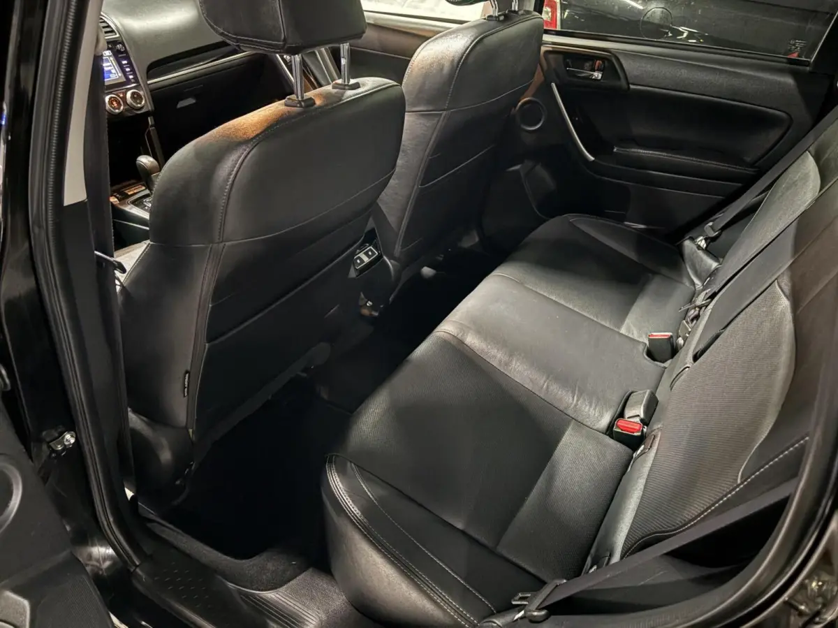 2.0 XT Sport Premium | Onderhoud | Pano | Leder