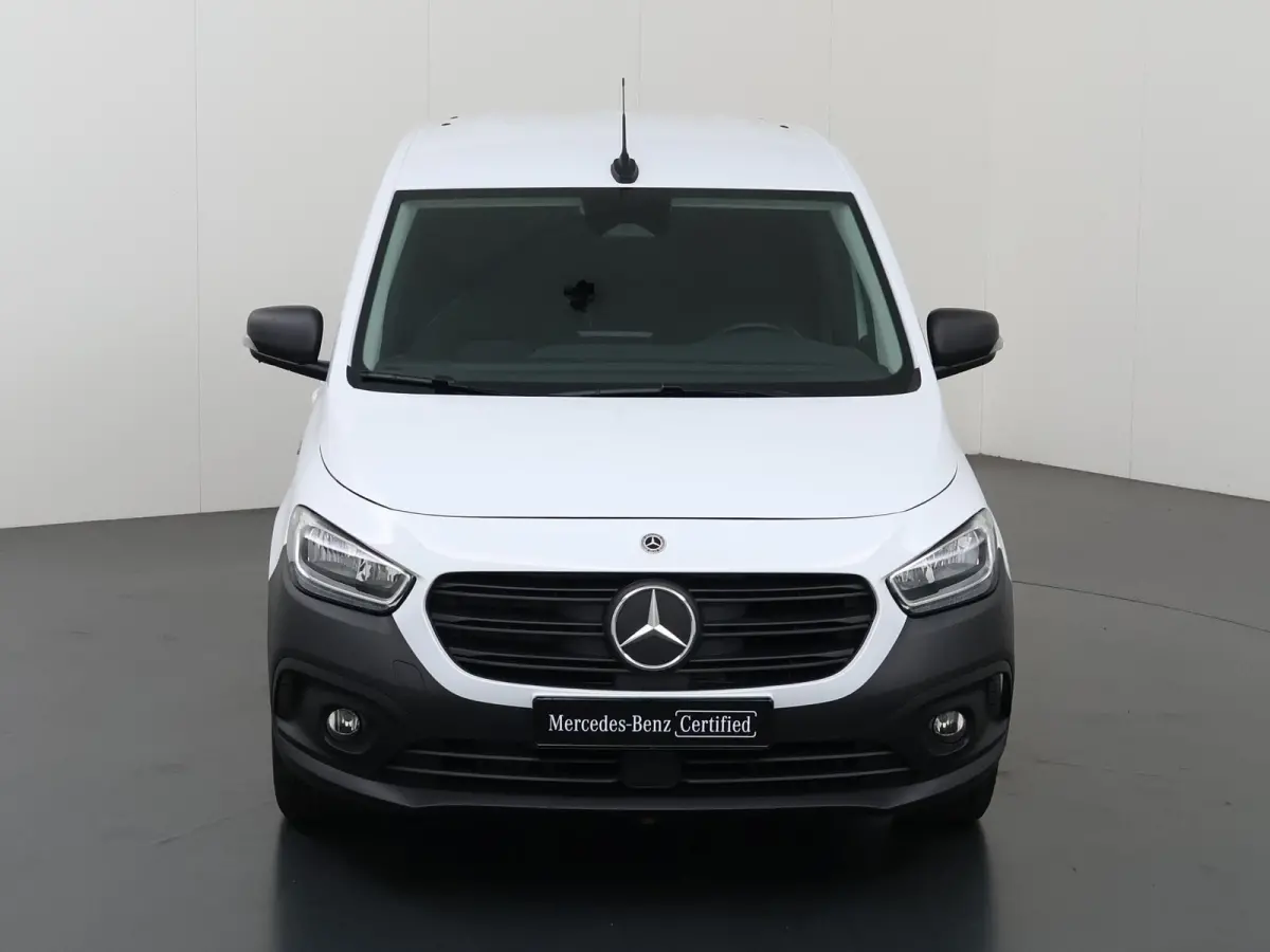51kW L1 PRO | Navigatie | Parkeercamera | Cruise Control | Stoelverwarming | Certified