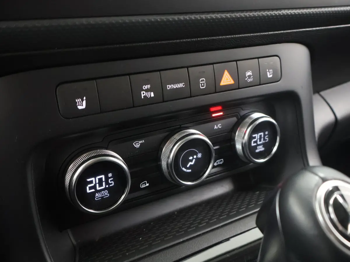 51kW L1 PRO | Navigatie | Parkeercamera | Cruise Control | Stoelverwarming | Certified
