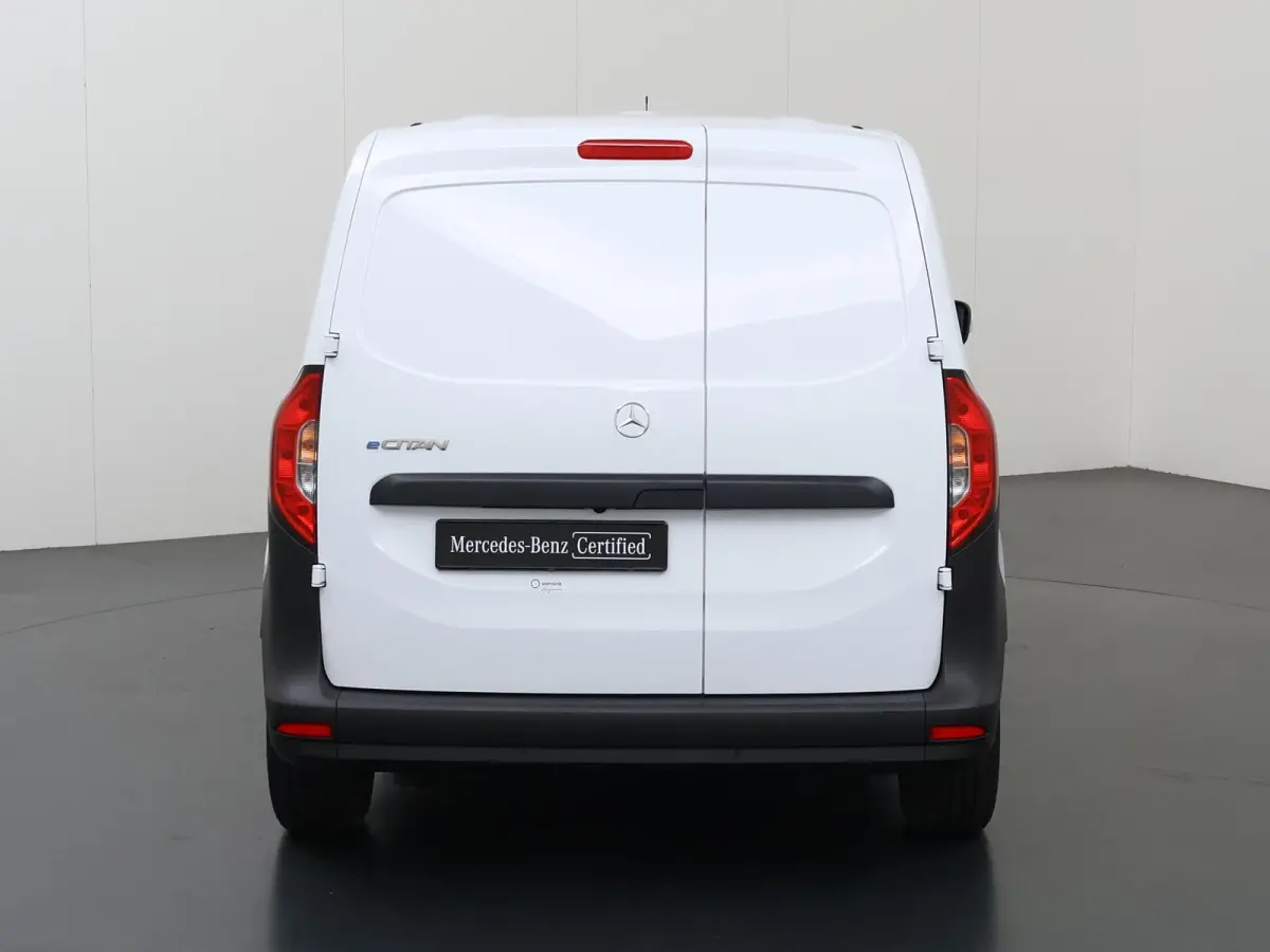 51kW L1 PRO | Navigatie | Parkeercamera | Cruise Control | Stoelverwarming | Certified