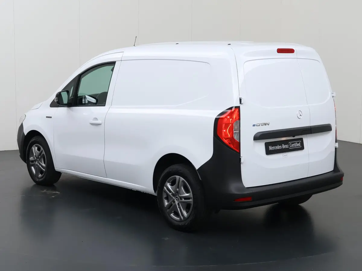 51kW L1 PRO | Navigatie | Parkeercamera | Cruise Control | Stoelverwarming | Certified