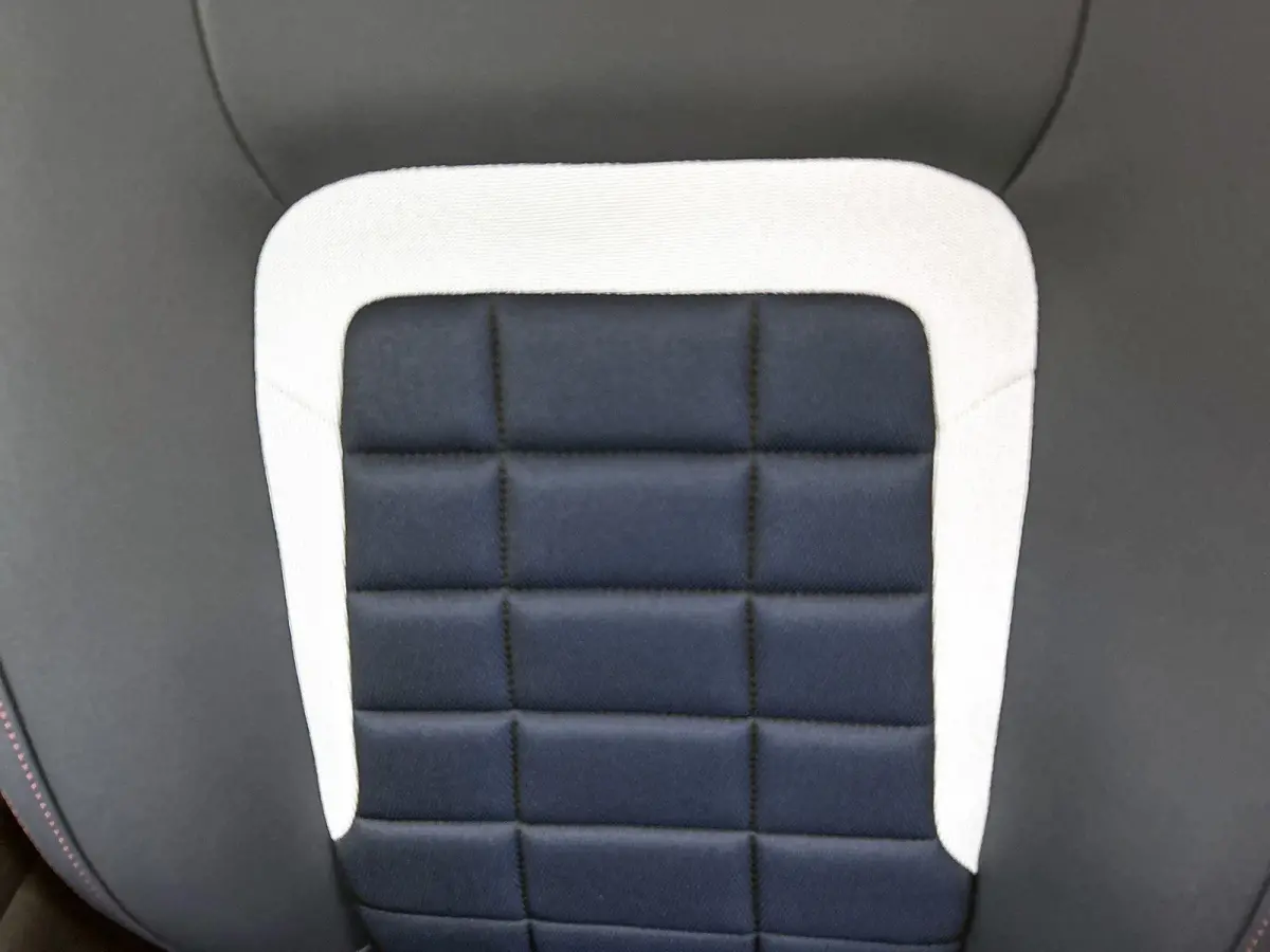 1.2 Hybrid 145pk Collection Automaat | Navigatie | Climate Control | Cruise Control | 18"LMV | Full-LED | Stoelverwarming | Apple Carplay/Android Auto | Voorruitverwarming |