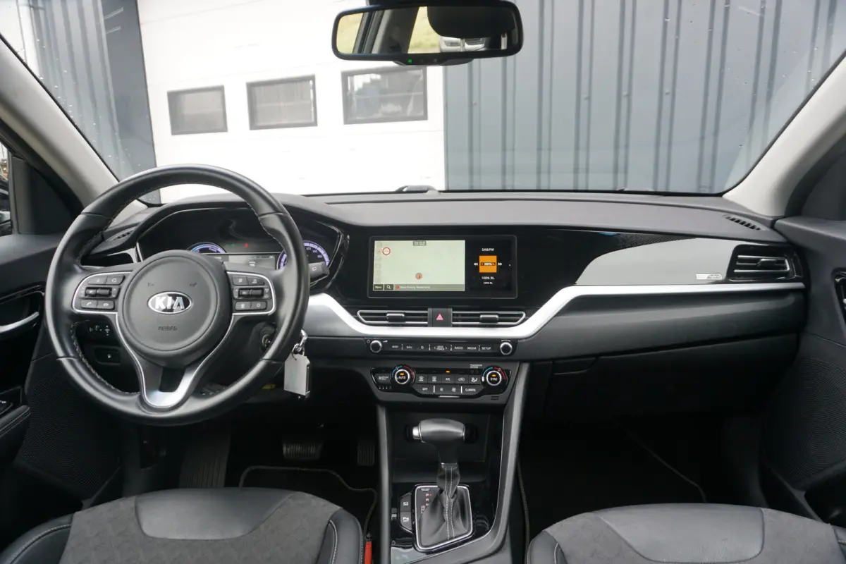 1.6 GDi Hybrid DynamicLine | CAMERA | NAVI | ACC | LEDER/STOF |