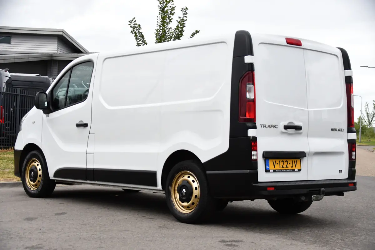 1.6 dCi T29 L1H1 Edition Cruise, Sensoren, Airco, NAVI, Multimedia, 125pk, Trekhaak, Uniek!