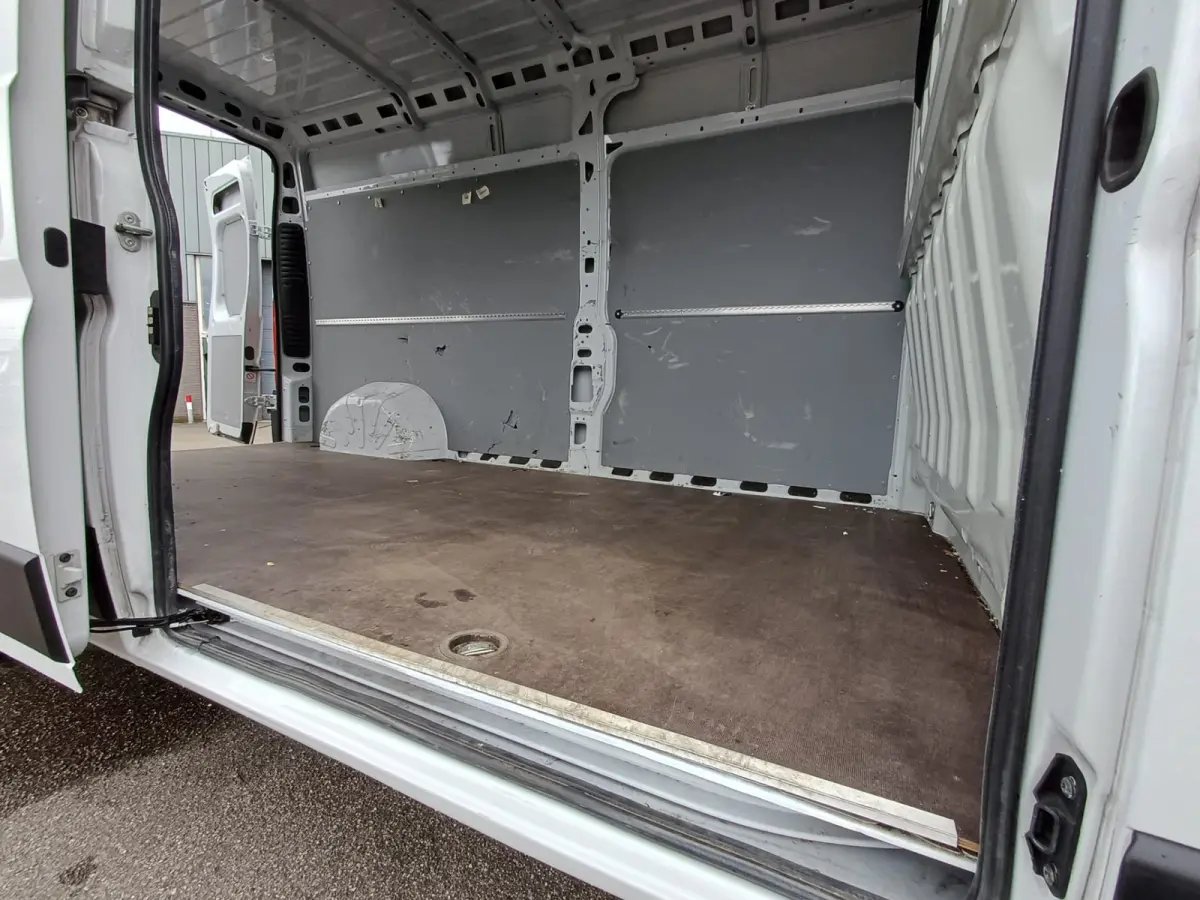 2.2D 165 PK L3 H2 Edition GVW 3500 | 3 ZITPL | AIRCO | PDC ACHTER | CRUISE | HOUTEN LAADVLOER |