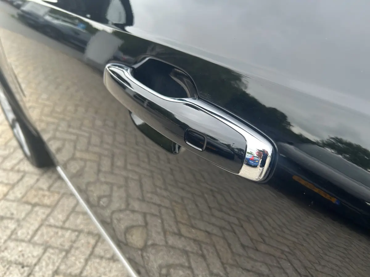 2.0 T8 Recharge AWD Inscription Exclusive | Luchtvering | Bowers & Wilkins | 360 Camera | Gelamineerd Glas | Trekhaak | Stoel Massage + Ventilatie