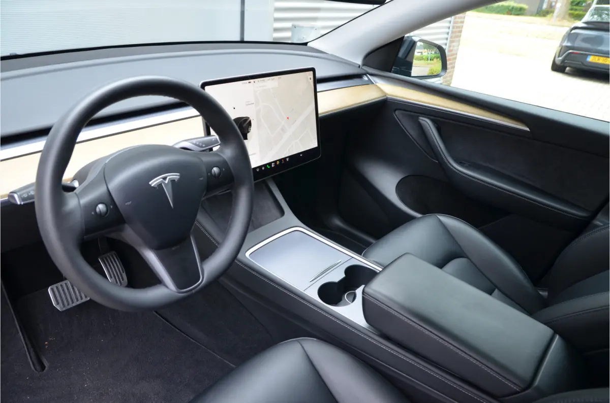 RWD 58 kWh LFP accu, AutoPilot3.0 Ryzen