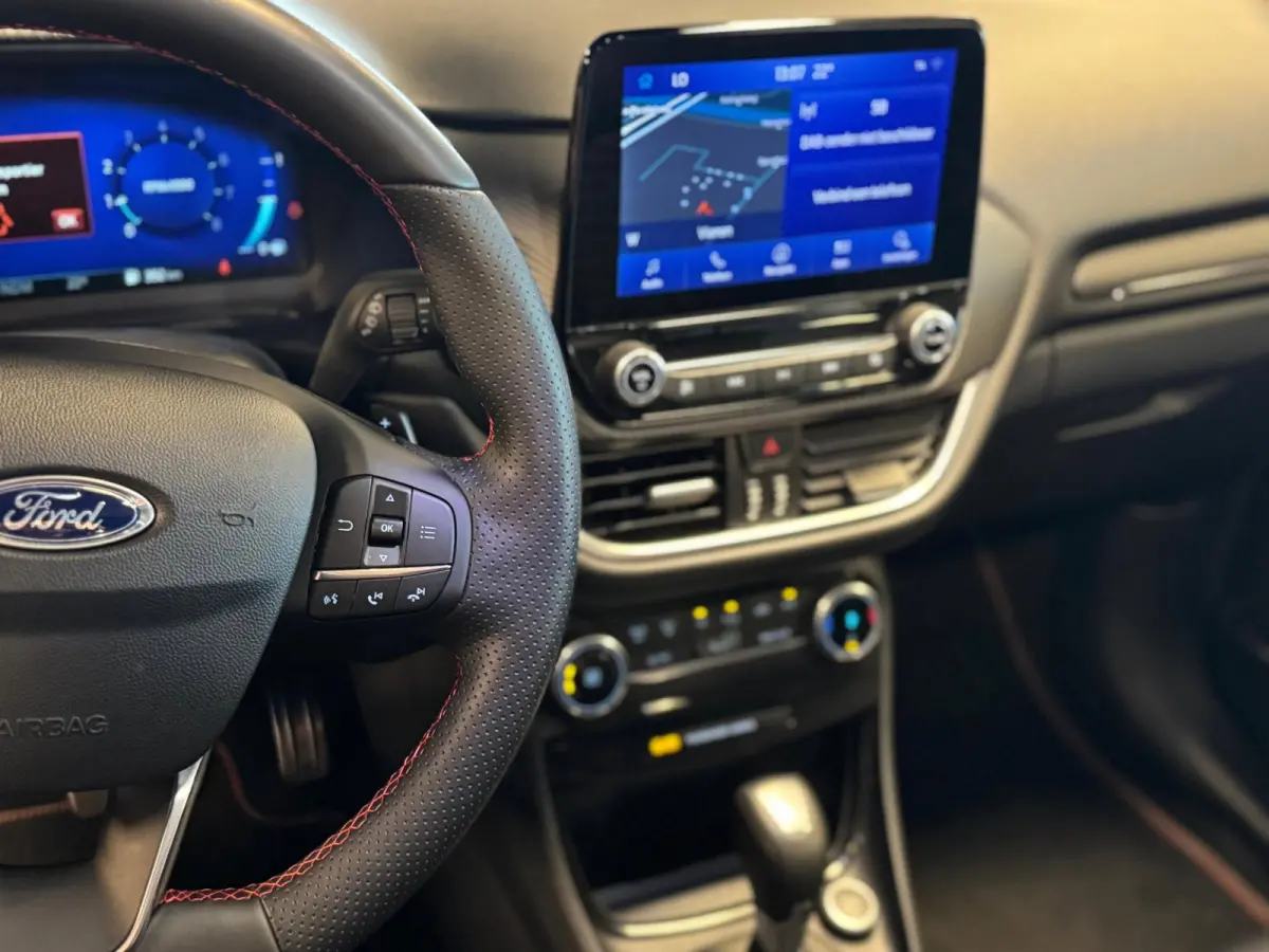 1.0 EcoBoost ST-Line / Pano / B&O / Keyless / Camera / Trekhaak / Carplay