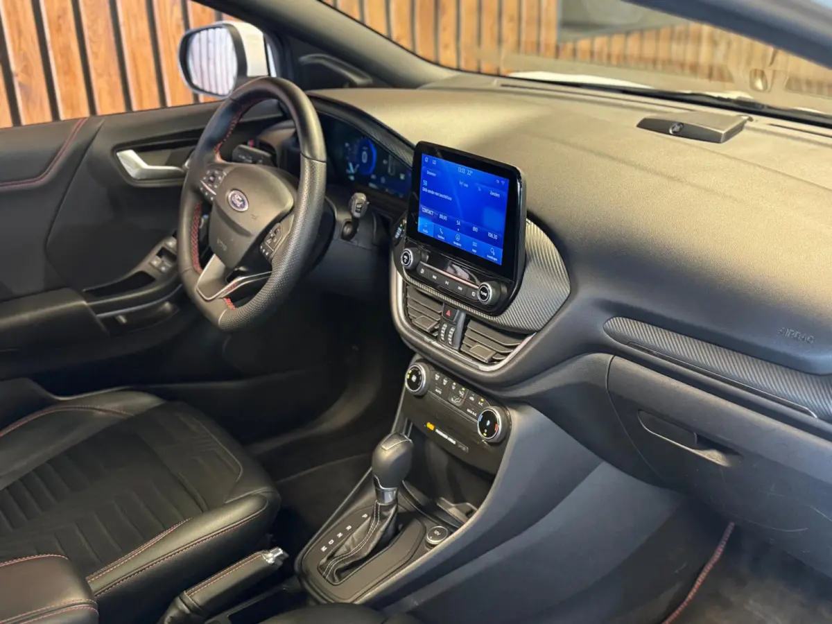 1.0 EcoBoost ST-Line / Pano / B&O / Keyless / Camera / Trekhaak / Carplay