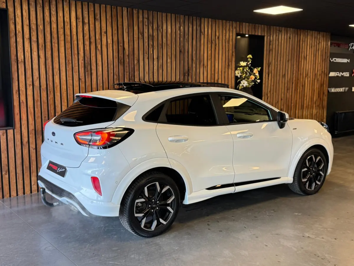 1.0 EcoBoost ST-Line / Pano / B&O / Keyless / Camera / Trekhaak / Carplay