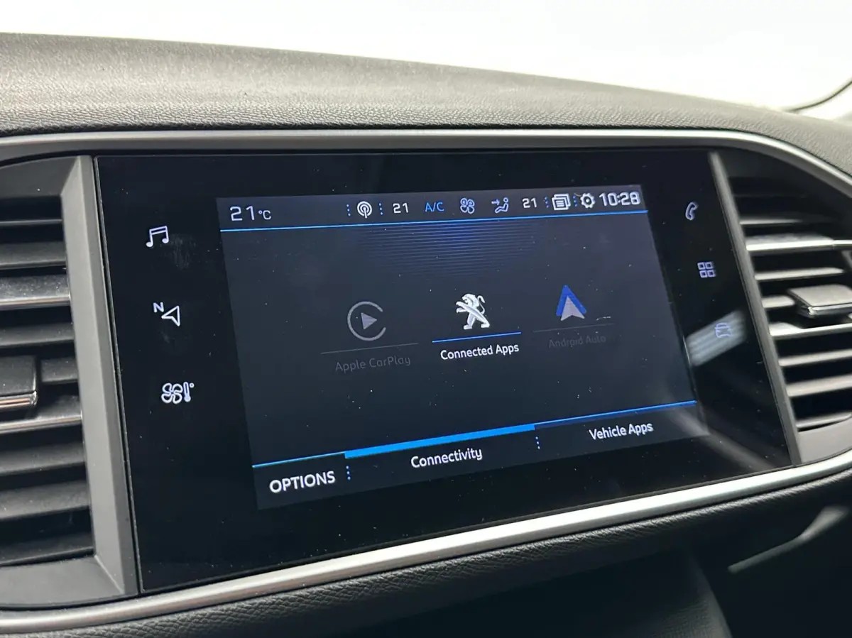 1.2 PureTech Blue Lease Active CARPLAY LM NAVI CRUISE ECC.