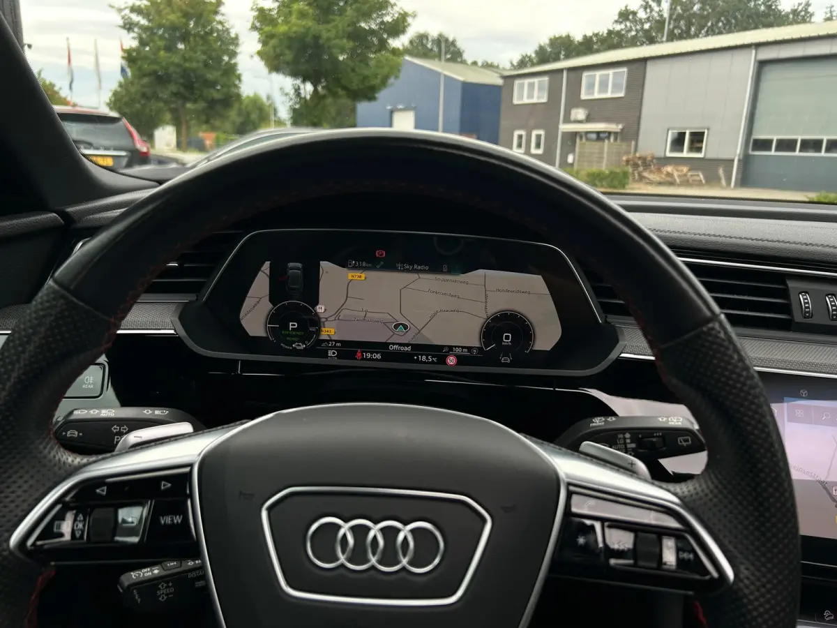 55 quattro S Edition 115 kWh SOH 92% 3x S Line