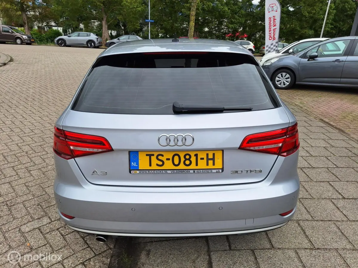 30 TFSI SPORT LEASE EDITION