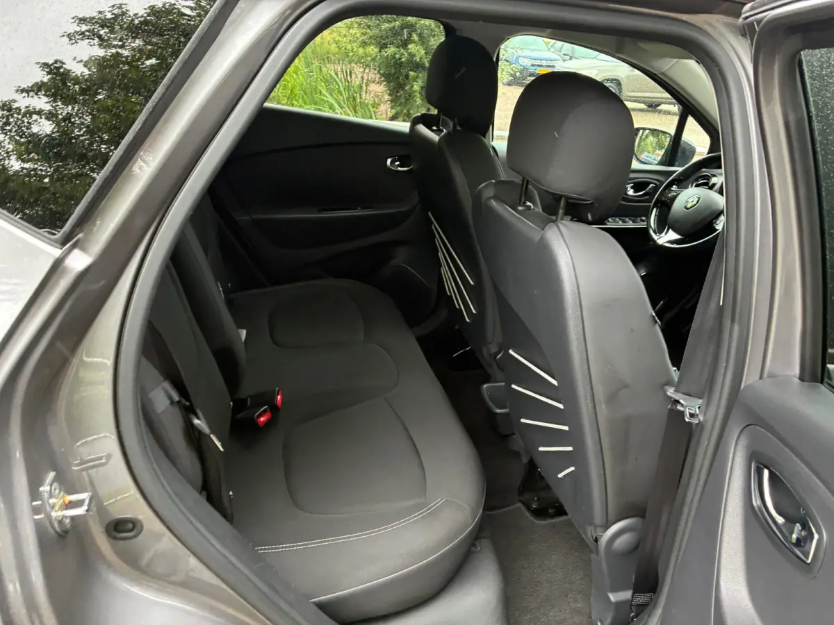 Captur TCe Limited | + Cruise + Airco nu € 9.975,-!!!
