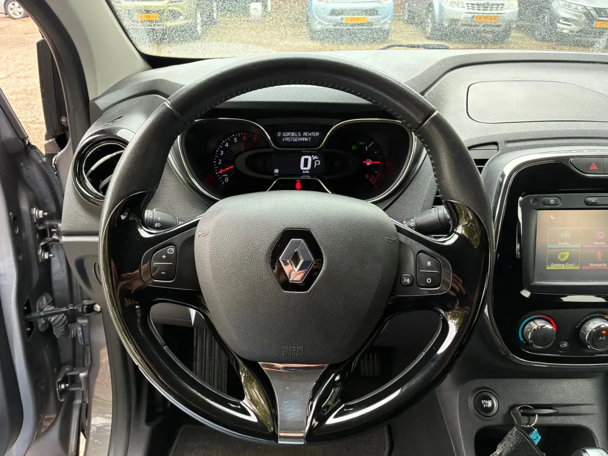 Captur TCe Limited | + Cruise + Airco nu € 9.975,-!!!