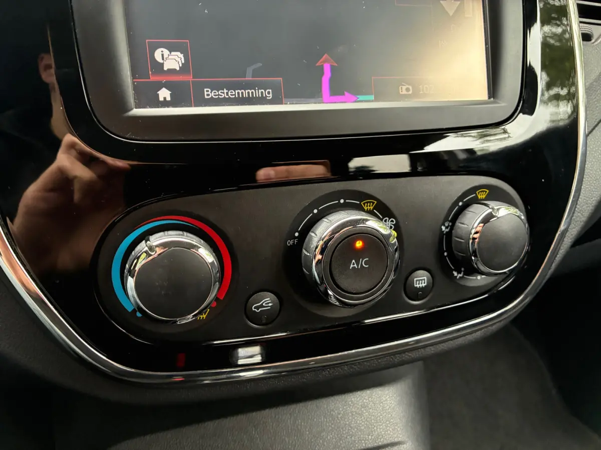 Captur TCe Limited | + Cruise + Airco nu € 9.975,-!!!
