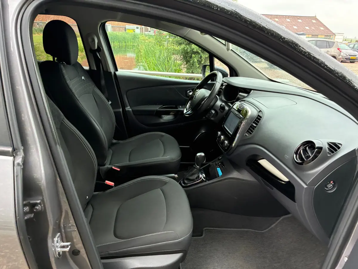 Captur TCe Limited | + Cruise + Airco nu € 9.975,-!!!