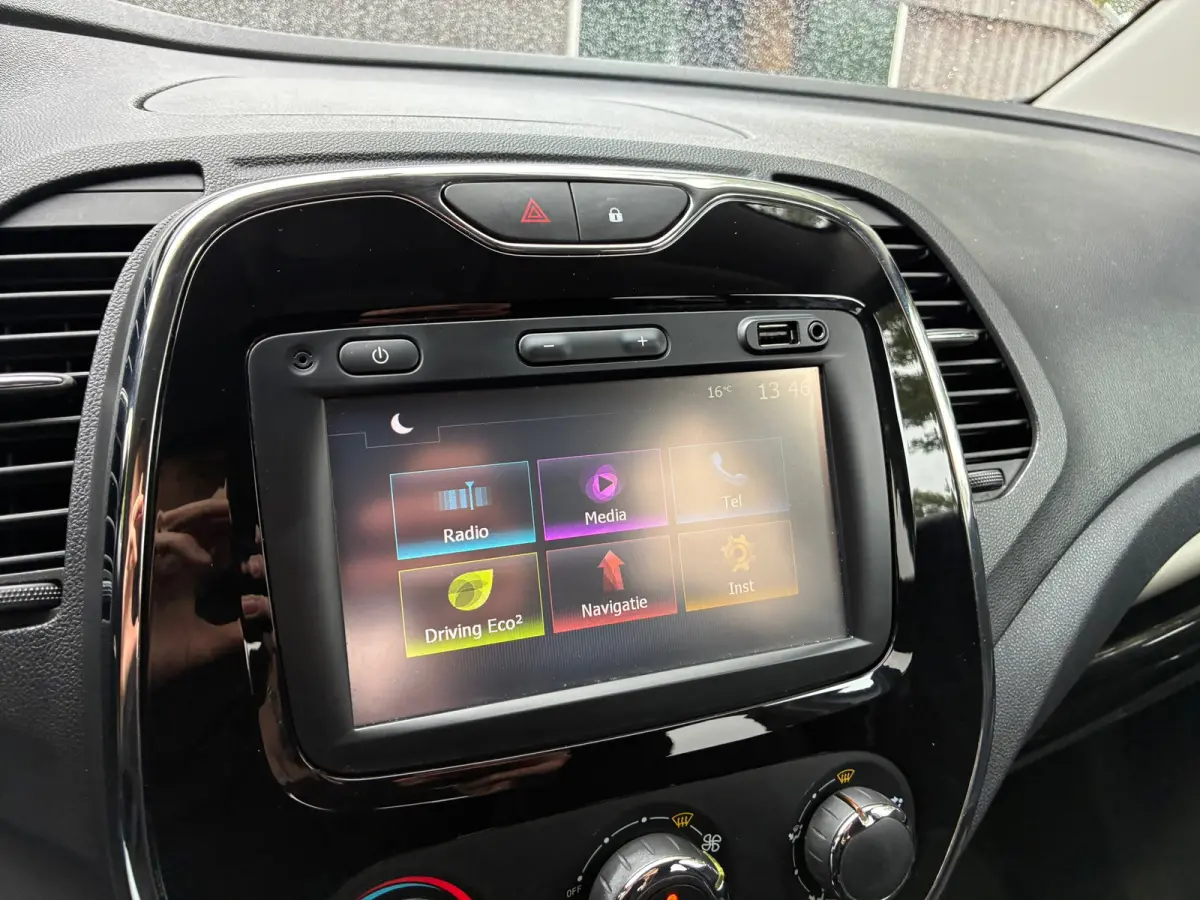 Captur TCe Limited | + Cruise + Airco nu € 9.975,-!!!