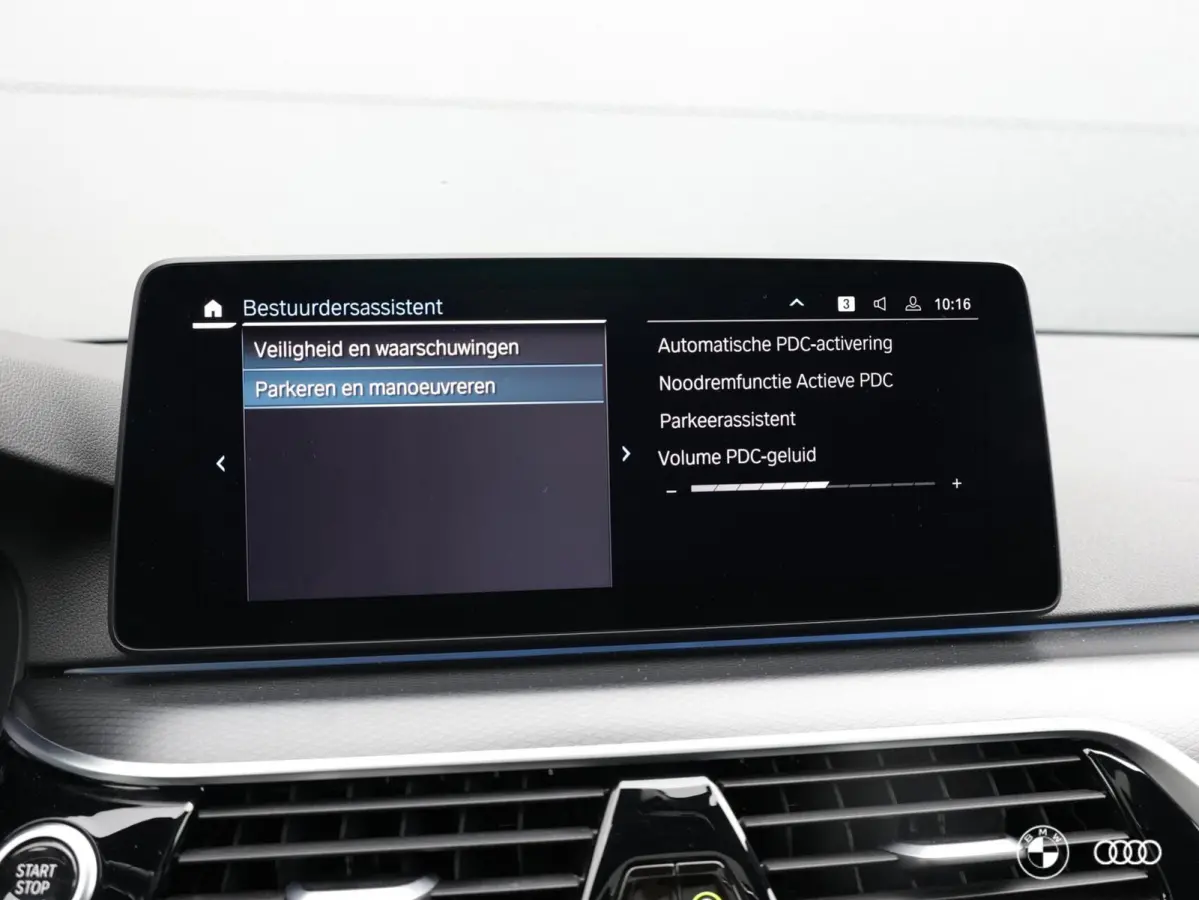 530E xDrive M SPORT / PANODAK / KEYLESS / MEMORY / COMFORT STOELEN EL VERSTELBAAR + GEHEUGEN / 19"