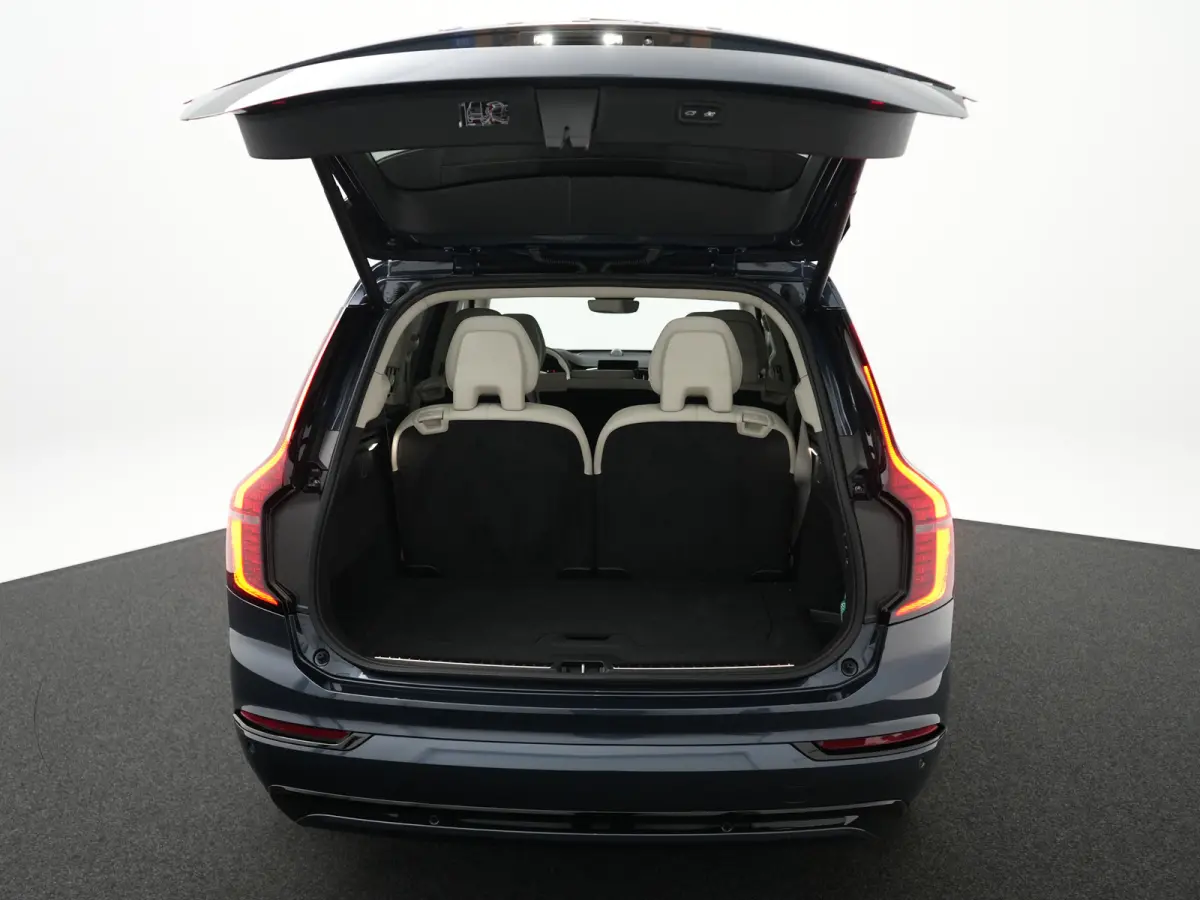 T8 Recharge AWD Ultra Dark Executive | Luchtvering | Bowers & Wilkins | Massage | Gelamineerd glas | Trekhaak | 360° | Nappa | Head-Up