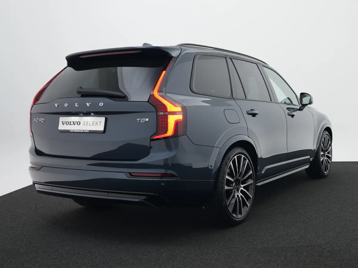 T8 Recharge AWD Ultra Dark Executive | Luchtvering | Bowers & Wilkins | Massage | Gelamineerd glas | Trekhaak | 360° | Nappa | Head-Up