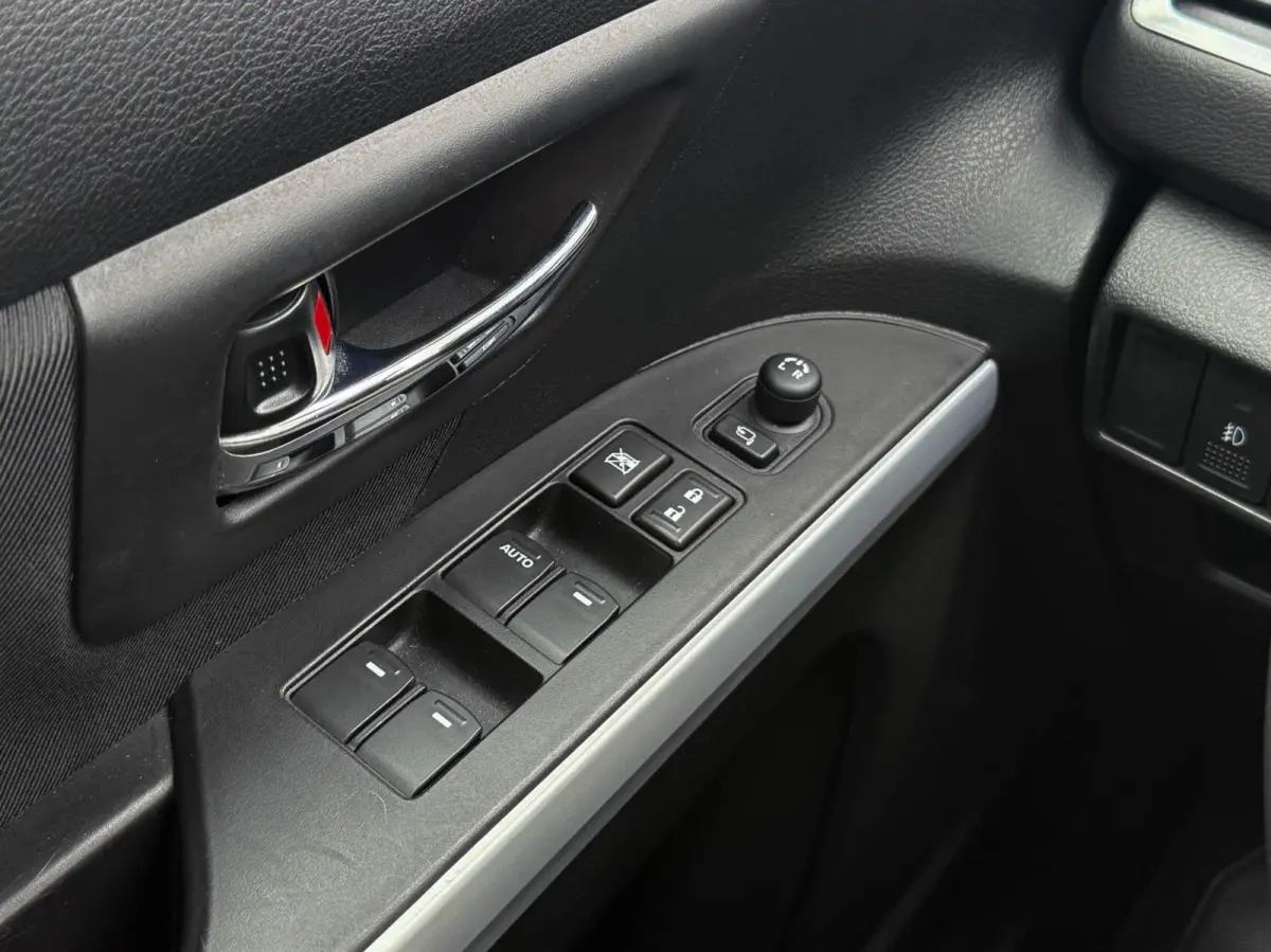 1.0 Boosterjet 112pk Exclusive | Full LED | Navigatie | Stoelverwarming | Trekhaak