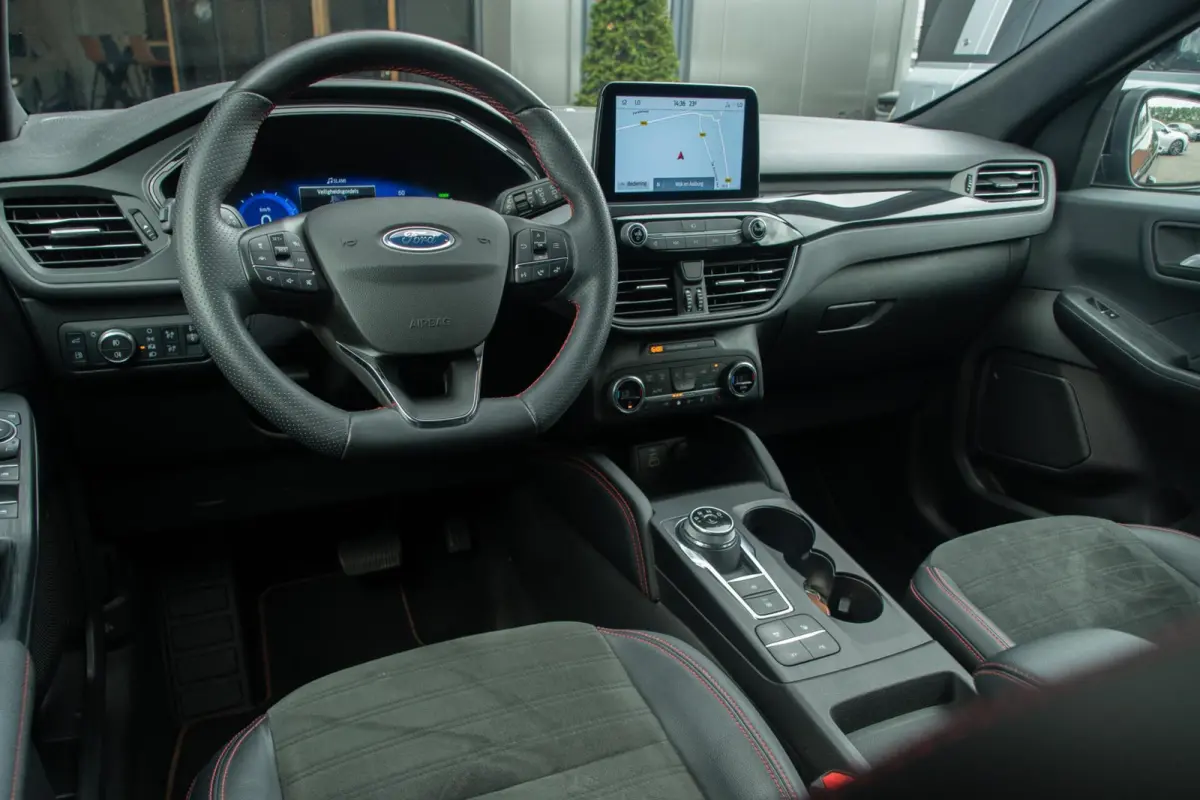 2.5 PHEV ST-Line | Trekhaak | Keyless | Camera