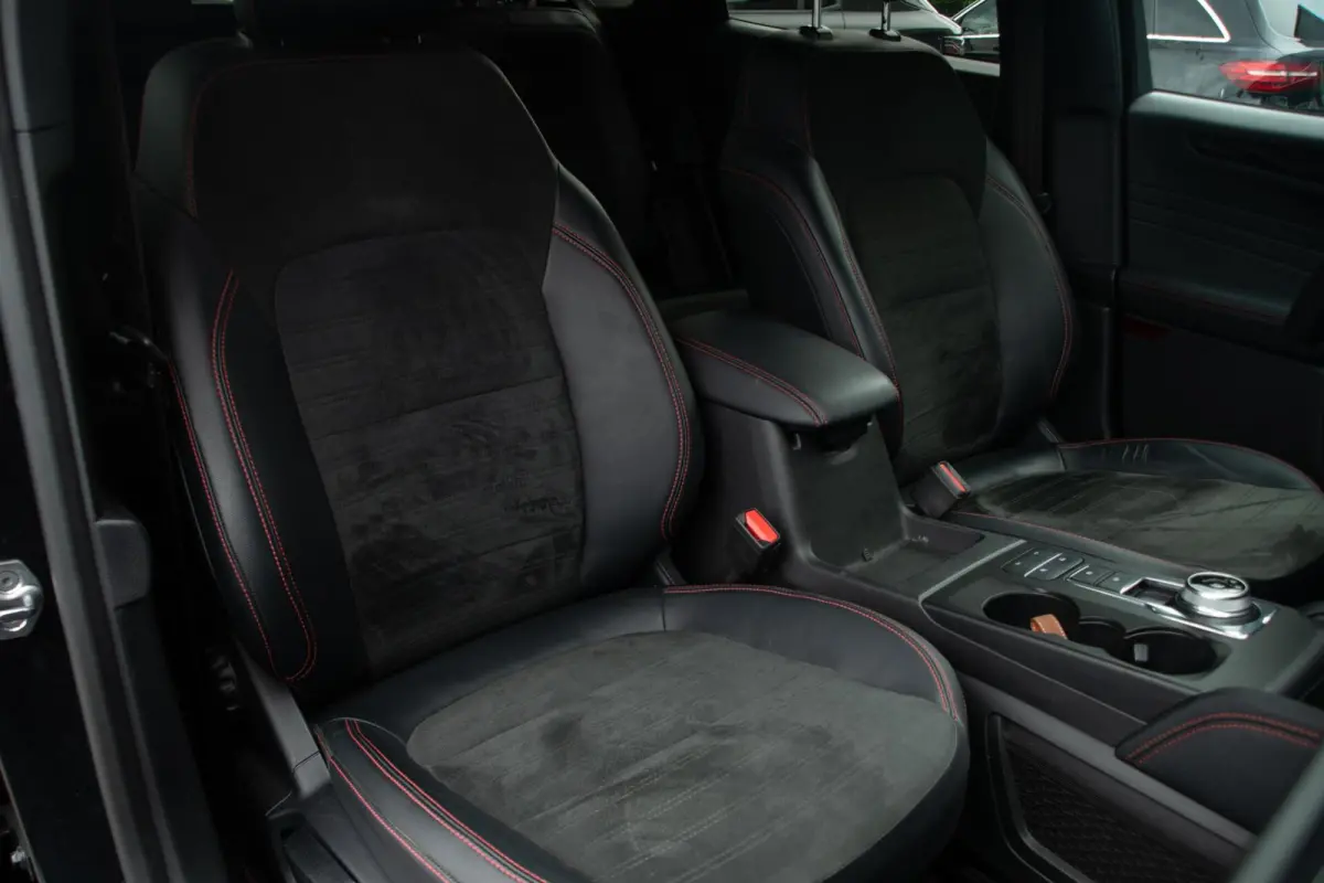 2.5 PHEV ST-Line | Trekhaak | Keyless | Camera