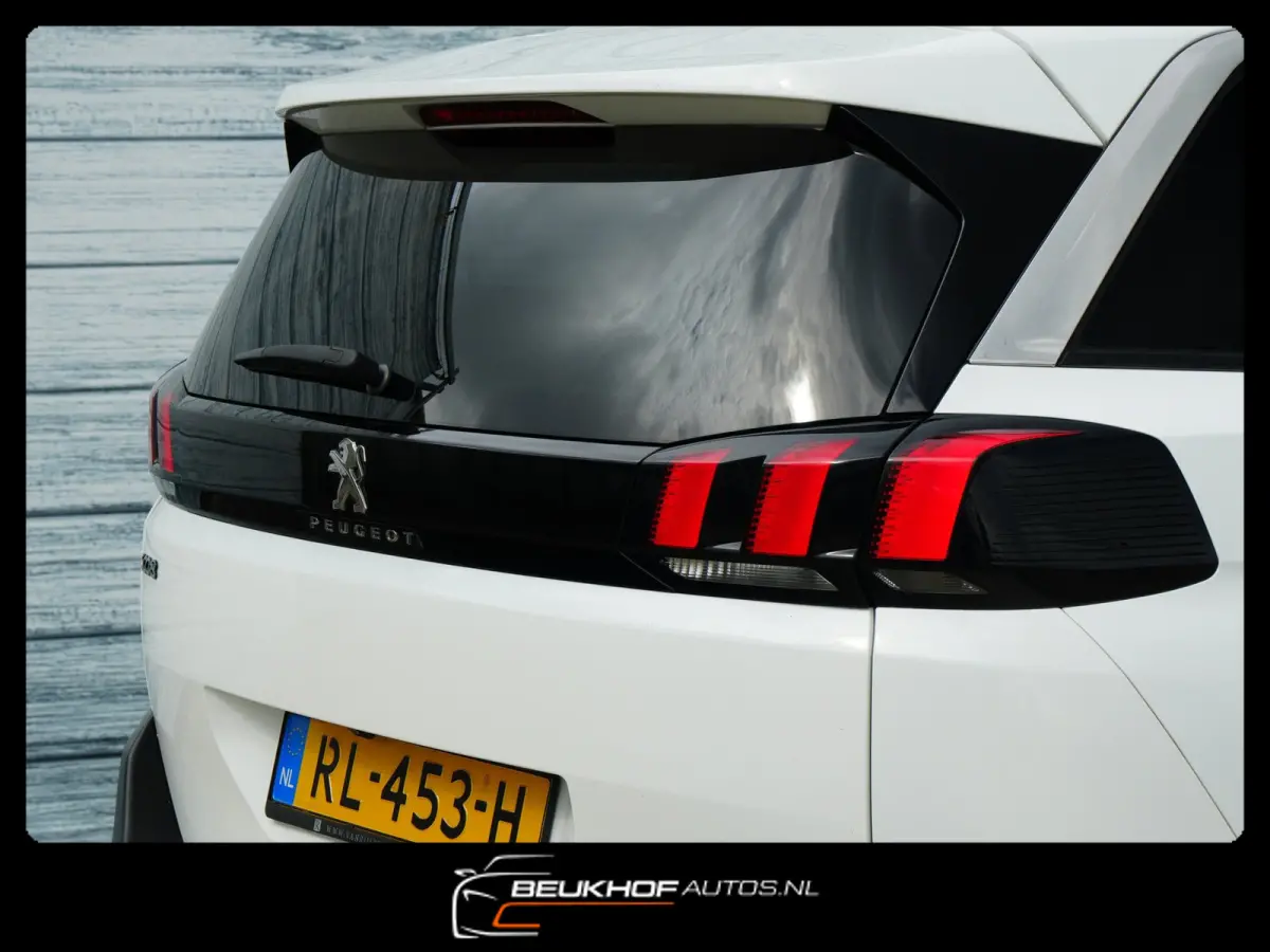 1.2 Allure 7 Persoons Leer Nav Carplay Btw Auto