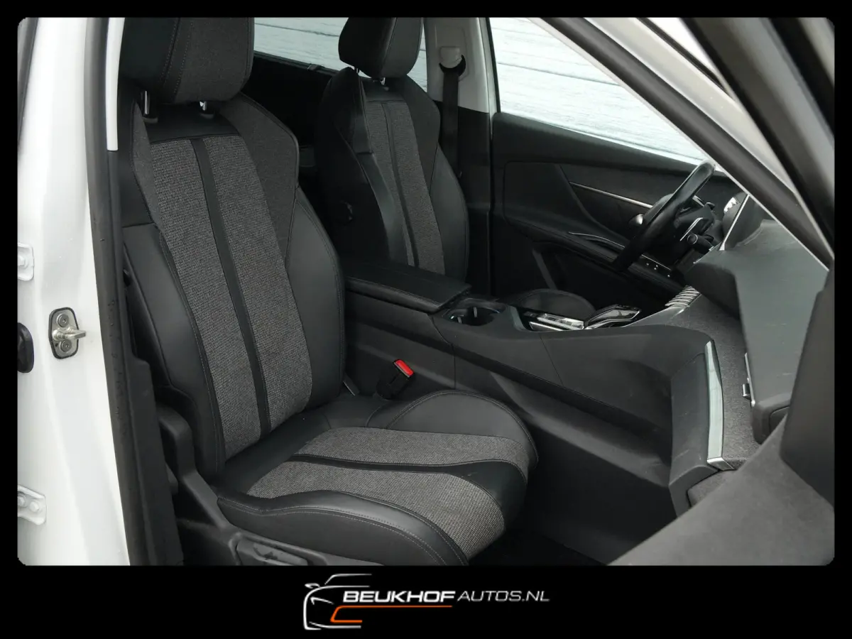 1.2 Allure 7 Persoons Leer Nav Carplay Btw Auto