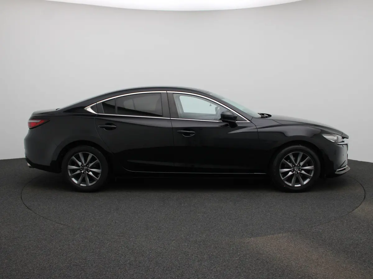 2.0 SkyActiv-G 165 Business | Apple Carplay / Android Auto | Achteruitrijcamera | Parkeersensoren | Stoelverwarming | Stuurverwarming |
